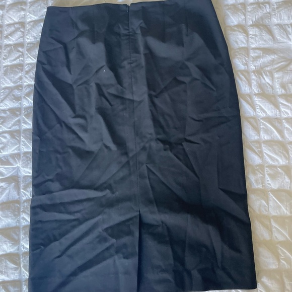 Theory Black Knee-Length Pencil Skirt for Work - Picture 6 of 10